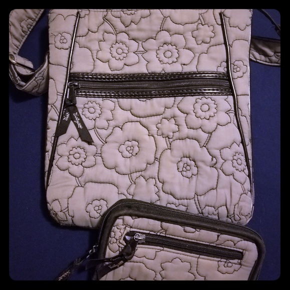thirty-one Handbags - ❇Thirty-one crossbody wallet set❇